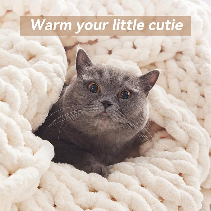 Chunky Knit Throw Blanket, 50''*60'' Knitted Throw Chenille Yarn for Bed Couch, Handmade Cream Crochet Big Thick Blanket, Machine Washable Cute Comfy Blanket for Home Decor