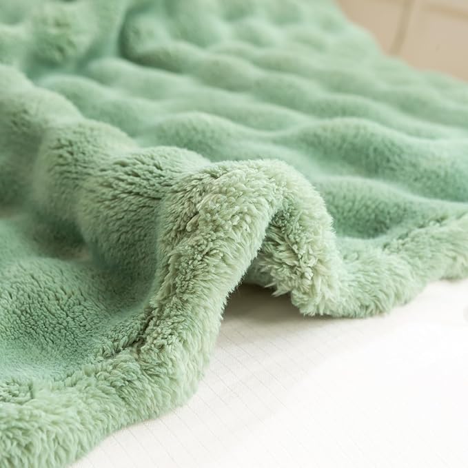 YUSOKI Luxury 3D Bubble Light Weighted Throw Blanket 2.8lb,All Ages,Home Decoration, (Sage Green,60 * 80inches)