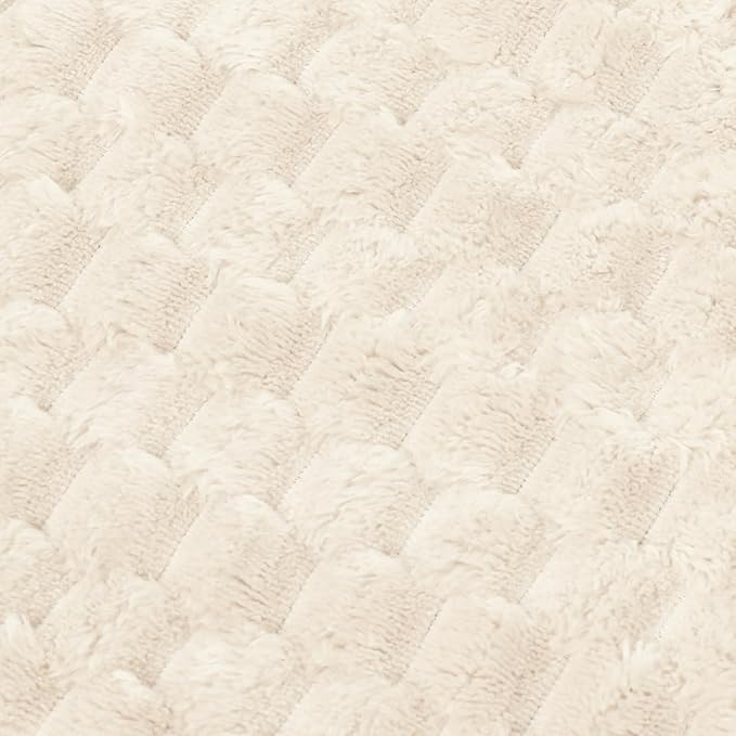 Vessia Flannel Fleece King Size Bed Blanket(108x90 inch), 3D Jacquard Cream Fuzzy and Warm Blanket for Adults, 300GSM Super Soft Touch Cozy Lightweight Ivory Home Decor for All-Season