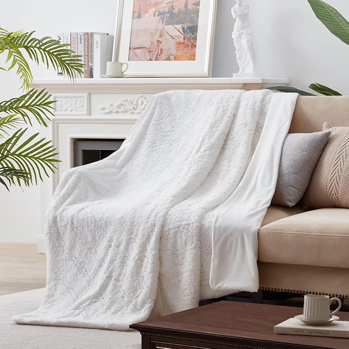 KAWAHOME Faux Fur Queen Size Blanket for Bed, Ultra Soft Warm Fluffy Blanket for Couch, Plush Fuzzy Bedding, Cozy Luxury Quatrefoil Pattern Bedroom Decor Gifts, 90" X 90" White