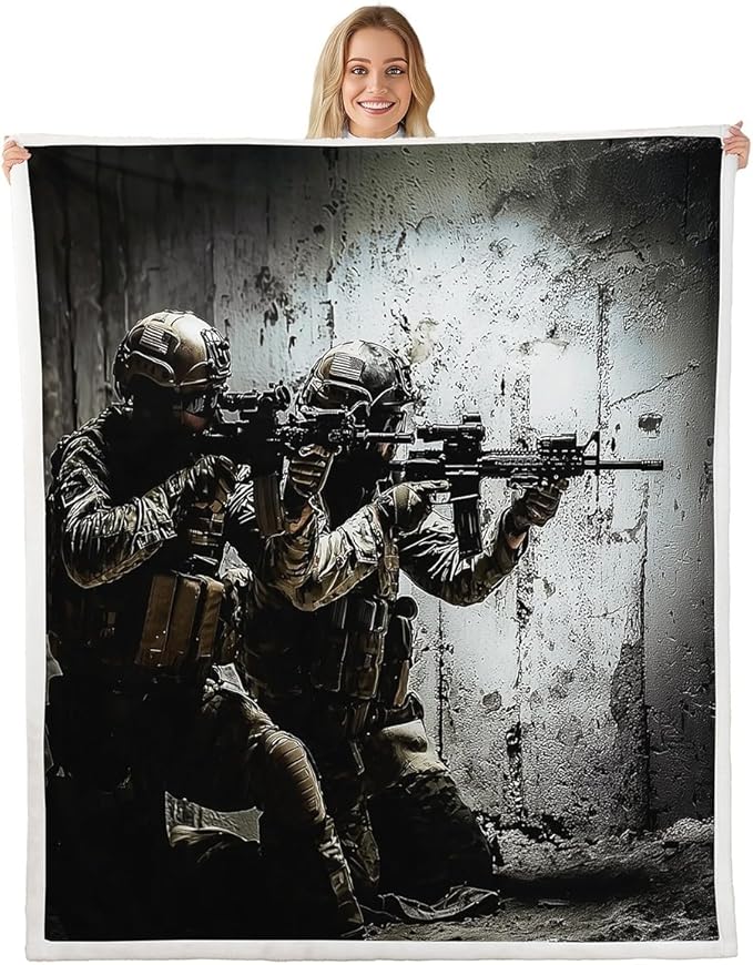 Erosebridal Soldier Throw, Boys Teens Mission Sherpa Blanket, Army Machine Gun Fleece, Military Themed Fuzzy Twin 60"x80" Camouflage Sofa Decor for Youth Man