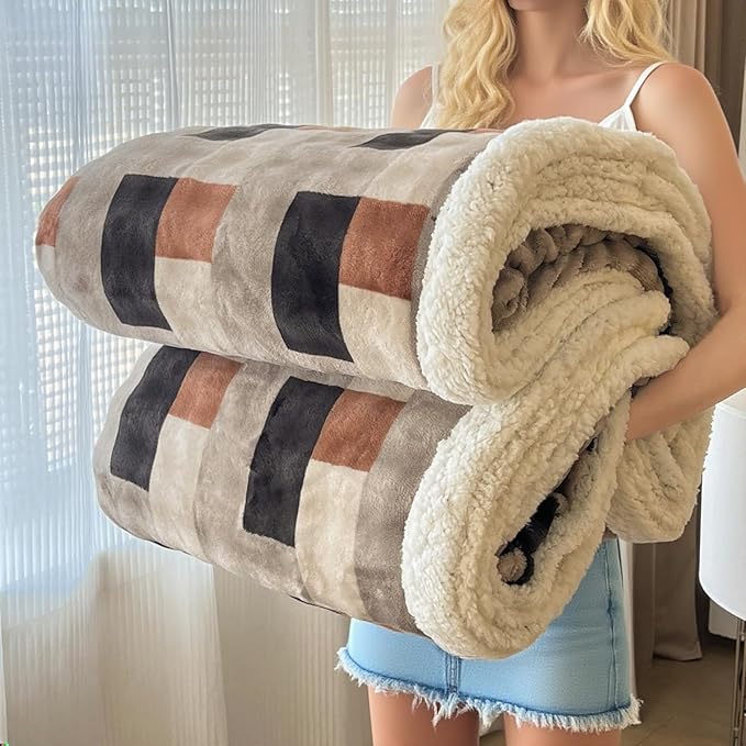 King Size Fleece Blanket for Bed - Reversible Soft Cozy Blankets for Bed/Couch - Stylish Winter Home Decor, Christmas Birthday Gift for Women Her 90x108 Inches