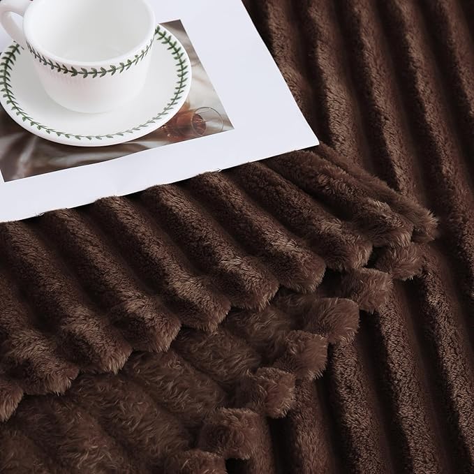 Bnuitland Super Soft Flannel Throw Blanket, 3D Striped Jacquard Fluffy Blanket for Bed,Sofa,Couch,Home Decor, 300GSM Fleece Lightweight Cozy Blanket for Adults and Kids, 60X80 inches Brown
