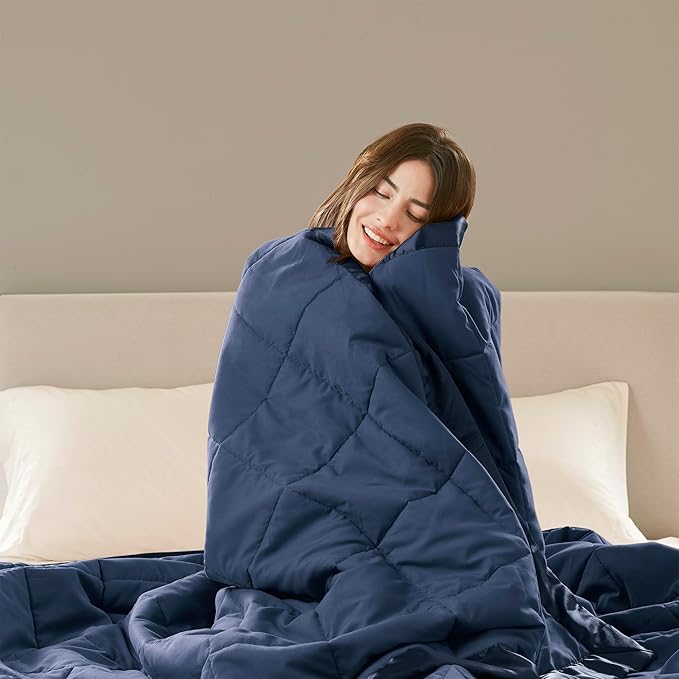 Madison Park Windom Down Alternative Blanket, Premium 3M Scotchgard Moisture Wicking Treatment, Lightweight and Soft Bed Cover For All Season, Satin Trim, Navy King