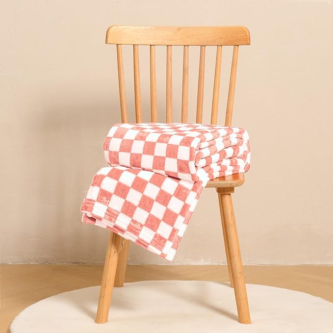 FY FIBER HOUSE Flannel Fleece Throw Blanket Soft Cozy Checkered with Checkerboard Grid Print Chessboard Gingham Pattern Blankets for Bed Couch Sofa, 90"x90", Pink