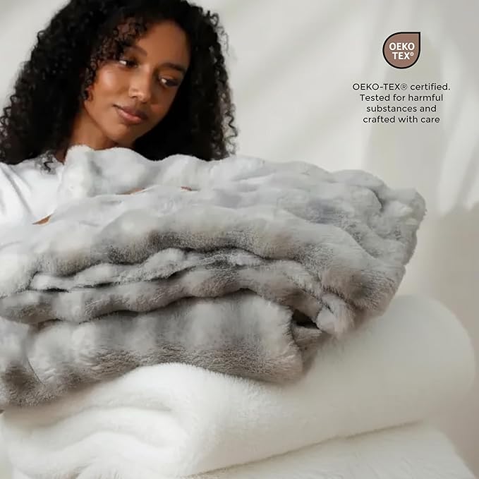 Mon Chateau 60" x 70" Crest Faux Fur Throw, Plush Luxury Blanket for Couch, Sofa, or Bed, Soft Reversible Throw Blanket for Sleeping, Home & Room Decor, Ivory Jacquard