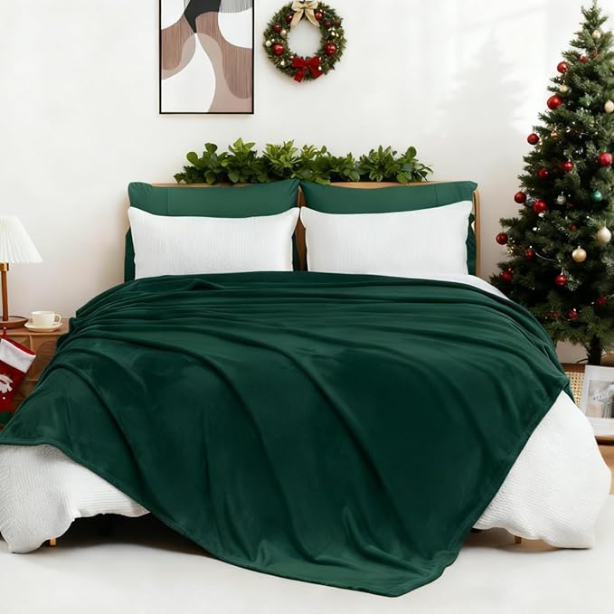 Fleece Blanket Queen Size, Silky Flannel Fuzzy Blankets for All Season, Cozy Lightweight Blanket for Couch, Bed, Sofa, 90" x 90", Forest Green, Queen