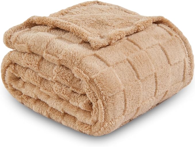 NEWCOSPLAY Super Soft Twin Blanket Brown Premium Silky Flannel Fleece 3D Checkered Lightweight Bed Blanket All Season Use (Brown Checkered, Twin(60"x80"))