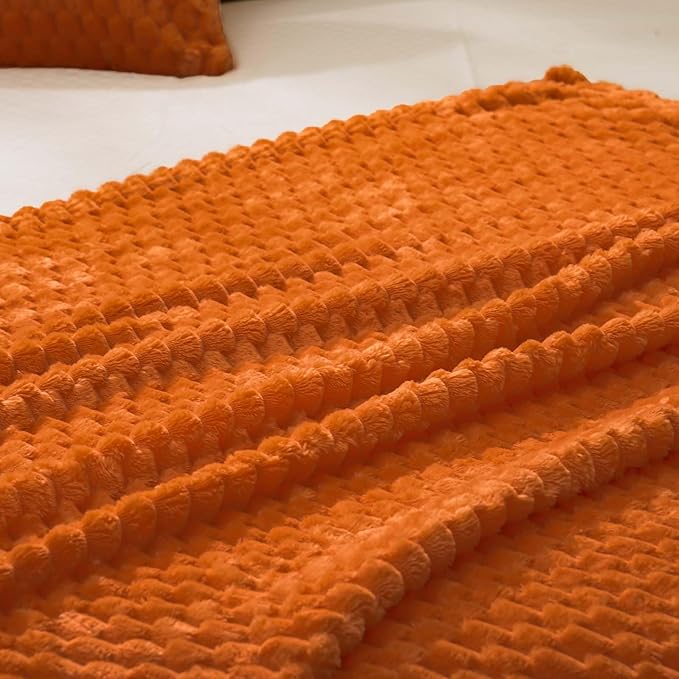Vessia Flannel Fleece Twin Size Blanket(60x80 inch), 3D Jacquard Burnt Orange Fuzzy and Warm Blanket for Couch,Sofa, 300GSM Super Soft Touch Cozy Lightweight Bed Decor for All-Season Home Decor