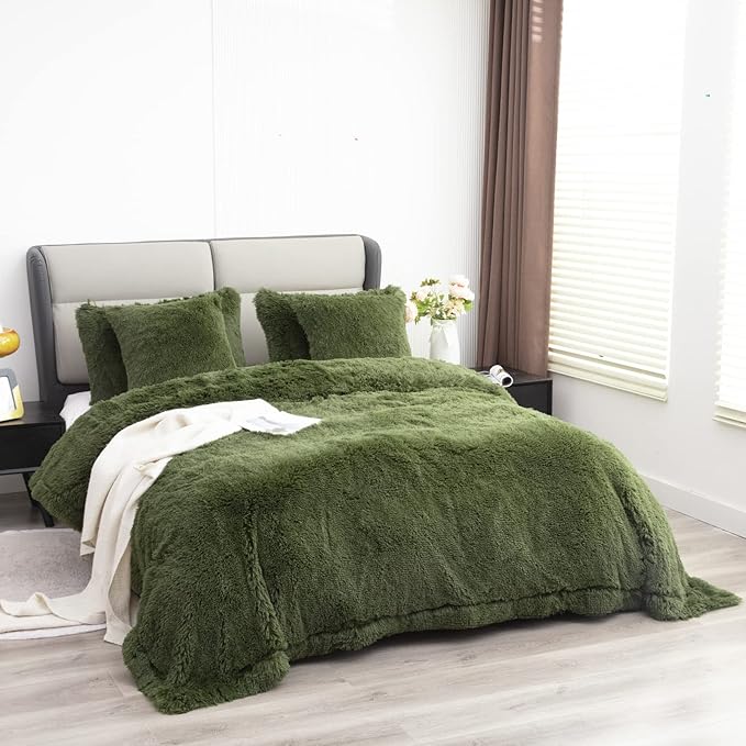 YUSOKI Faux Fur Queen Blanket(Olive Green,90" x 90"),Whithout Pillows,Winter Lightweight Plush Fuzzy Soft Cozy Microfiber Comfy Bed Blanket for Women Kids Girls Couch Sofa Washable