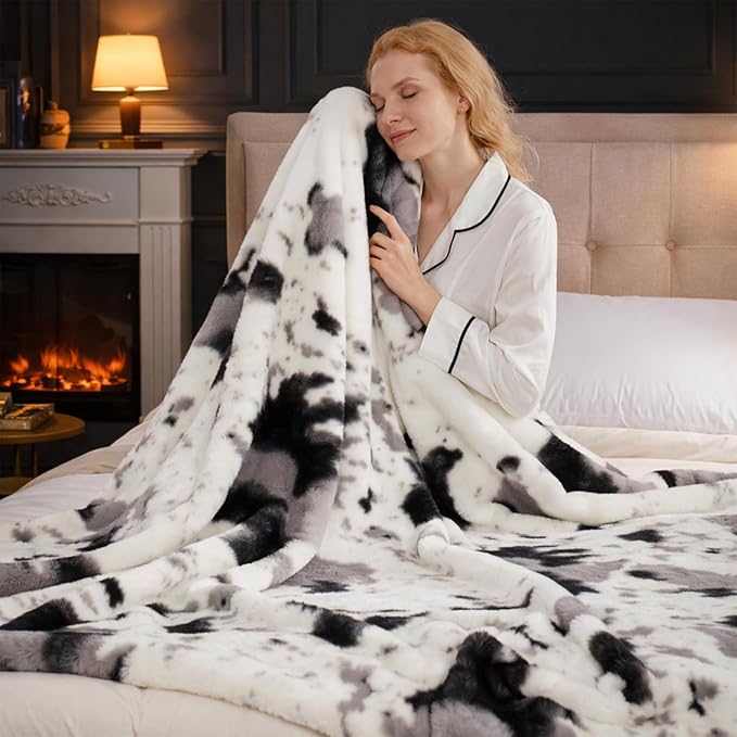 Cozy Bliss Cow Print Faux Fur Throw Blanket, Animal Printed Blankets Super Soft Warm Thick Fluffy Throws Home Decor for Couch Bed Sofa Women (Black&Grey Cow, 50x60 Inches)