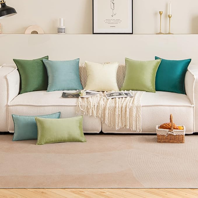 MIULEE Moss Green Velvet Throw Pillow Covers 16x16 Soft Decorative Solid Square Cushion Cases Pack of 2 Modern Luxury Home Decor for Couch, Sofa, Bedroom