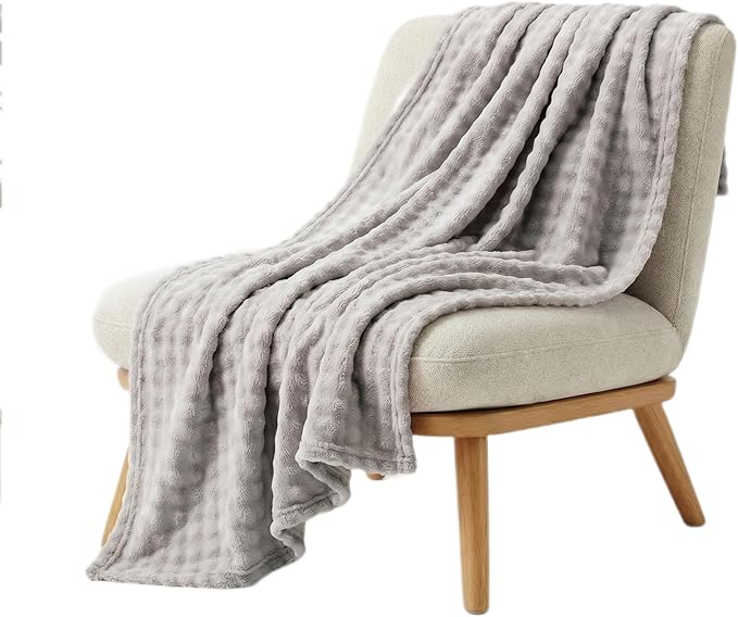 Fluffy 3D Bubble Throw Blanket for Couch & Bed – Cozy Soft Fleece Blankets for Women & Girls – Warm Lightweight Fuzzy Twin (60x80) – Machine Washable Gifts