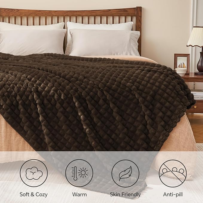 BEDELITE Brown Throw Blanket for Couch and Bed- Super Soft and Warm 3D Checkered Fluffy Fuzzy Fleece Blanket, Luxurious Plush Cozy Blanket for Room Decor Spring, 50x60 inches