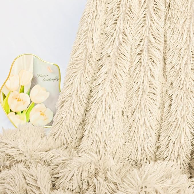 Luxurious Shaggy Throw Blanket, Faux Fur Furry Fuzzy Blanket, Long Pile Plush, Soft Fluffy Texture for Couch, Bed, Living Room Decor(51x63 Inches,Khaki)