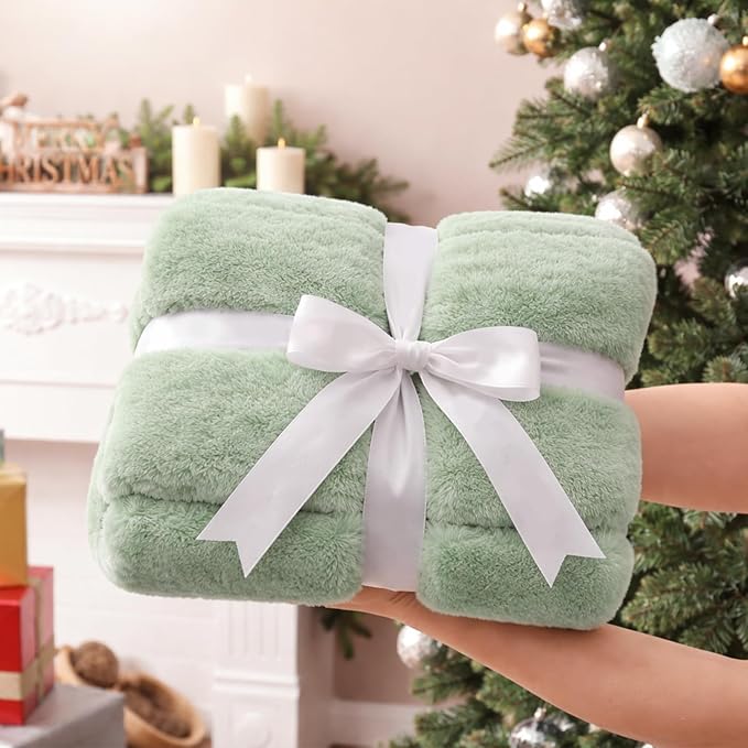 Cozy Bliss Deluxe Sheared Rabbit Faux Fur Throw Blanket, Soft Fuzzy High-Low Sculpted Plush Blanket for Couch, Cozy Home Accent, All Season Use, Green 90"x90"