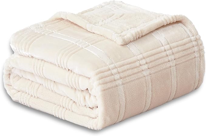 Soft Cozy Plaid Fleece Twin Siz Blanket, 60x80 Inches – 3D Jacquard Diamond Design, Lightweight Blanket for Couch, Sofa, Camping & Travel, Khaki