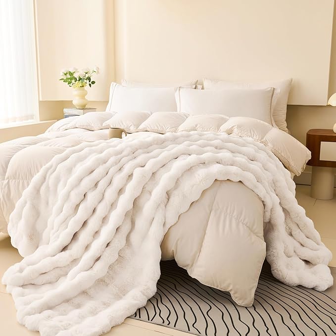 Comelady Faux Rabbit Fur Throw Blanket for Couch,Soft Fluffy Thick Bubble Blanket for Bed Sofa Room Decor-Lightweight Cozy Fuzzy Blanket Gifts for Women Men,Cream White,50"×60"