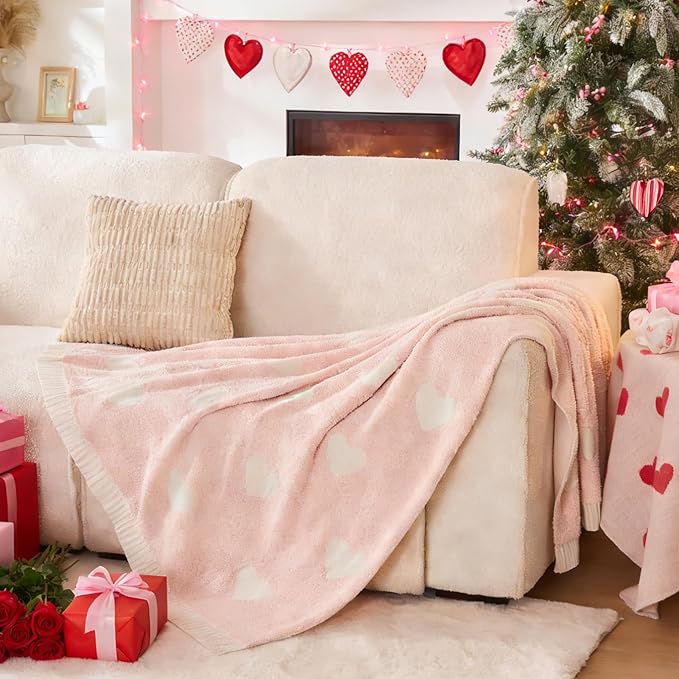 CozeCube Valentine's Day Love Heart Throw Blanket, Super Soft Romantic Fullfy Microfiber, Reversible Featival Blankets for Couch Bed Sofa, Warm Knit Christmas Decorative Gift Blankets, Pink 60"X80"