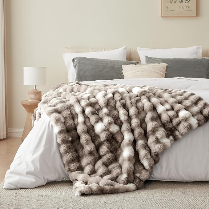 BEDELITE Faux Fur Throw Blanket for Couch, Decorative Tie-Dye Taupe Plush Bubble Blanket - Super Soft & Cozy Fluffy Faux Rabbit Fur Blanket for Women Gift, 50x60 Inches