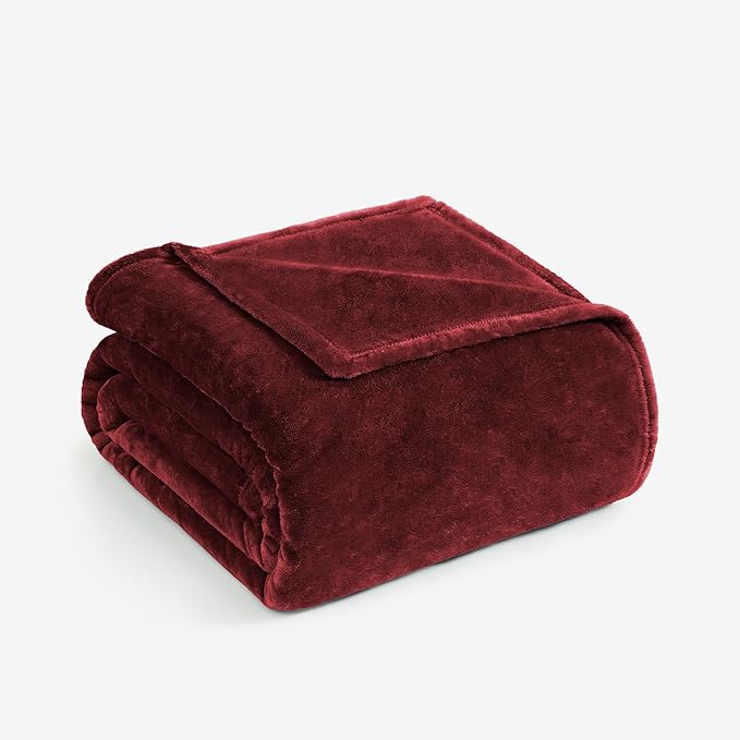 Casa Platino Fleece Blanket Queen Size – 300 GSM Dark Red Fleece Throw for Bed or Couch – Soft Cozy Warm Winter Blanket for Bed, Fuzzy Plush Elegant for Men & Women - 90x90 Inch