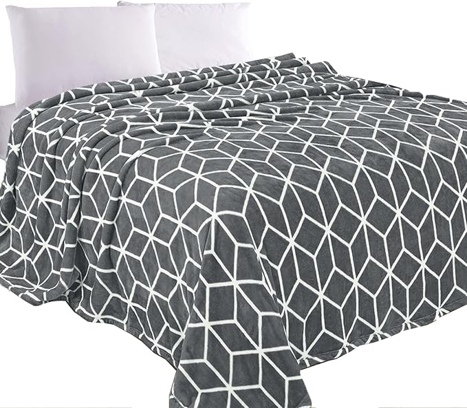 Elegant Comfort Luxury Velvety Feel Blanket, All-Season Lightweight Blanket, Ultra Plush, Soft, Cozy-Fuzzy Flannel Fleece for Couch, Sofa, Bed, Travel, Cube Design, King/California King, Gray