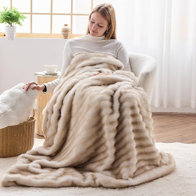 NEWCOSPLAY Faux Fur Twin Blanket Brown Luxury Fluffy Thick Warm Blanket for Couch Sofa Bed 1000GSM (Stripe Brown Thick, Twin(60"x80"))