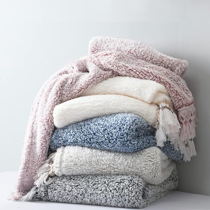 Ultra Soft Fleece Sherpa Blanket King Size,Lightweight Cozy Boho Bed Blanket with Decorative Tassel, Pattern Reversible, 2 Tones Ombre Black,104”x90”