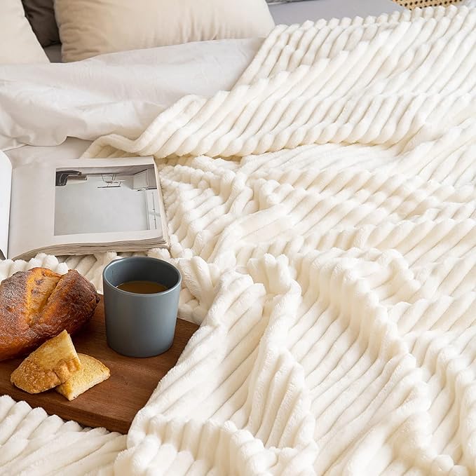 MIULEE Fleece Blanket King Size 90"x108" 300GSM Super Soft Lightweight Plush Striped, Cream White Warm Cozy Breathable Ribbed Blanket for Bed/Sofa/Couch