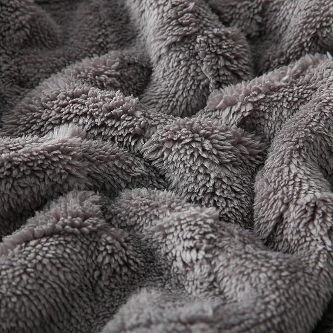 Sherpa Throw Blanket Fleece Blanket, Soft Fluffy Thick Blanket for Couch 80”*90”, for All Season Use, Gray