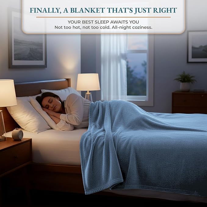 Casa Platino Fleece Blanket King Size – 300 GSM Light Blue Fleece Throw for Bed or Couch – Soft Cozy Warm Holiday Bed Blanket for Winter, Fuzzy Plush Elegant Gifts for Men & Women - 108x90 Inch