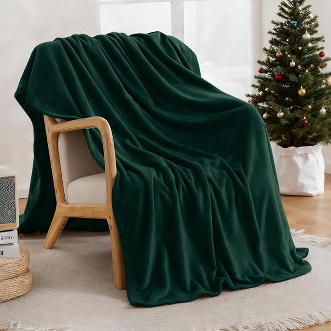 Ultra Soft Fleece Throw Blanket, Silky Flannel Fuzzy Blanket for All Season, Cozy Lightweight Blanket for Couch, Bed, Sofa, 50" x 60", Forest Green, Throw