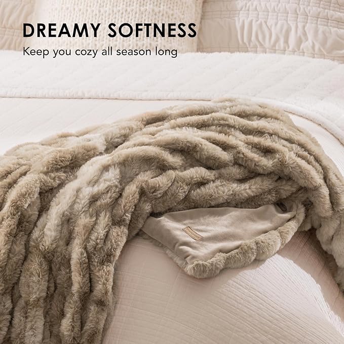 EVERGRACE Luxurious Soft Faux Rabbit Fur Throw Blanket, Cozy Fuzzy Plush Warm Throws for Couch Bed Sofa Chair Home Decor, Ruched Bubble Fluffy Blanket with Reversible Velvet, 50" x 60", Beige