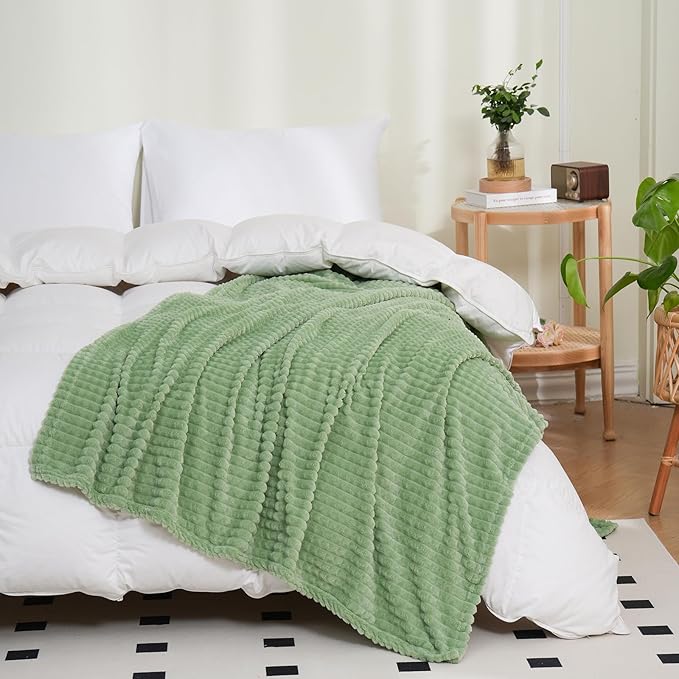 Puncuntex Flannel Fleece Throw Blanket Sage Green 60"×80",Super Soft Plush Cozy Blanket with Square Grid Design Luxury for Couch Sofa Chair