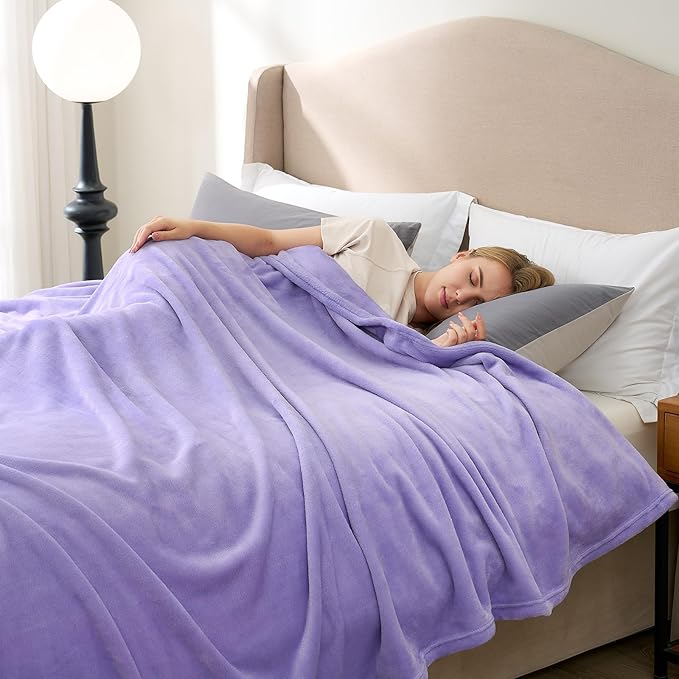 Hansleep Fleece Lilac Throw XL Blanket, Super Soft Flannel Fuzzy Plush Cozy Blanket for All Seasons, Lilac, Throw XL 50x70 Inches