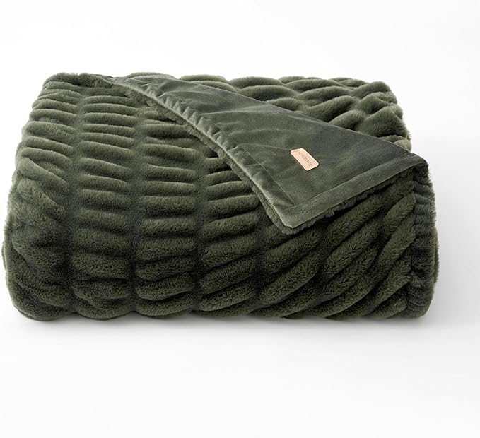EVERGRACE Luxurious Soft Faux Rabbit Fur Throw Blanket, Cozy Fuzzy Plush Warm Throws for Couch Bed Sofa Chair Home Decor, Ruched Bubble Fluffy Blanket with Reversible Velvet, 60" x 80", Loden Green