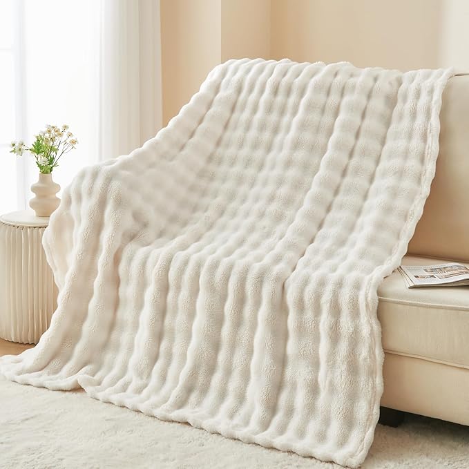 NEWCOSPLAY Twin Blanket for Couch Ivory Super Soft Flannel Fleece 3D Bubble Lightweight Bed Blanket All Season Use (Ivory, Twin(60"x80"))