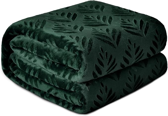Exclusivo Mezcla Queen Size Fleece Blanket for Bed, Super Soft and Cozy Blankets All Season Use, Leaves Pattern, Plush Fuzzy Lightweight, Forest Green, 90x90 Inch
