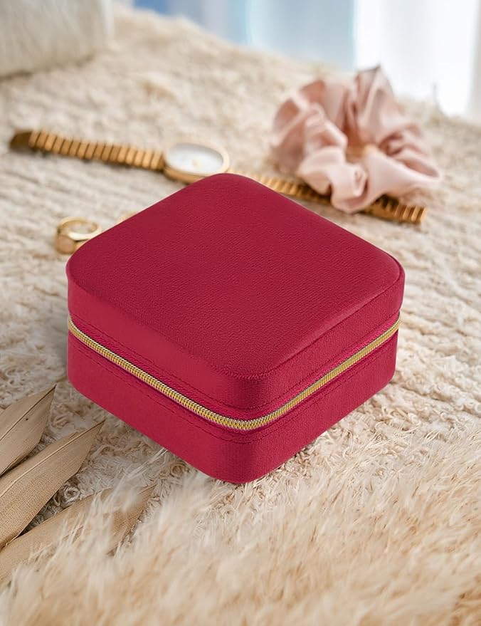 Plush Velvet Travel Jewelry Case Small Jewelry Box Jewelry Organizer Storage Case Portable Jewelry Travel Case for Girls Womens Earring, Necklace, Rings,Bracelets with Mirror
