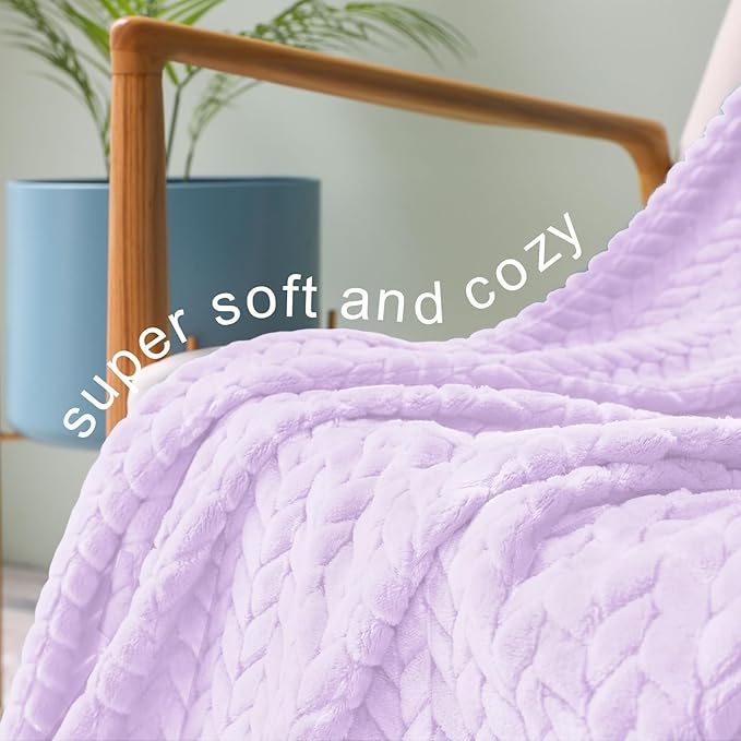 Exclusivo Mezcla Fleece King Size Blanket for Bed, 90x104 Inches Soft Cozy Jacquard Flannel Blankets, Lightweight Fuzzy Plush Warm for Women, Lilac Purple