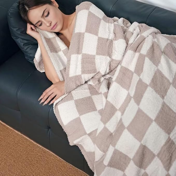 Soft Checkered Throw Blanket, Ultra Cozy Knit Throw Blanket Fluffy Fuzzy Reversible Checkerboard Blanket for Travel Couch Sofa Bed Decor, 51x63 inches, Cream White