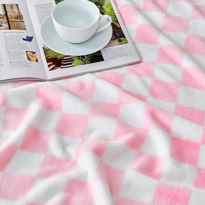 Pink Checkered Blanket, Ultra Soft Fleece Checkered Throw Blankets for Couch Bed and Travel, Luxury Throws for All Seasons, 50x60 Inch, Pink