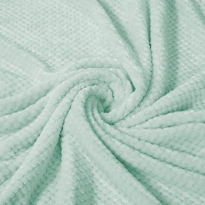 Exclusivo Mezcla Fleece Bed Blanket King Size, Super Soft and Warm Blankets for Couch, Sofa and Bed Waffle Textured, Cozy, Fuzzy and Lightweight (Mint Green, 90x104 Inches)