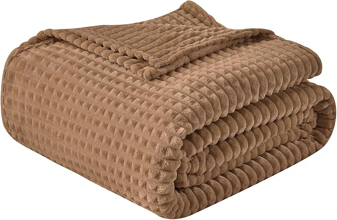 EMME Fleece Blanket Twin Size Luxury Flannel for Couch Bed Sofa Chair, Soft, Plush, Warm and Cozy Blanket with Geometric Grid Design (Brown, 60'' x 80'')