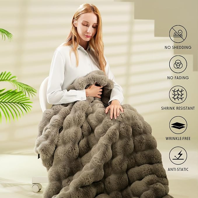 Super Comfort Oversized Warm Thick Bubble Luxury Plush Rabbit Faux Fur Throw Blanket, Fluffy Blanket,Soft Cozy Blanket for Couch Chair Bed Sofa Living Room (Grey, 50inX60in)