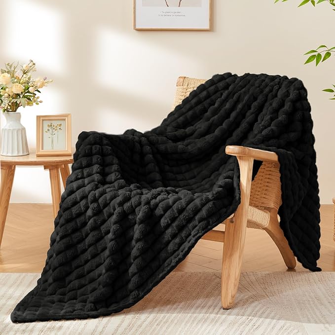 BEDELITE Black Throw Blanket for Couch and Bed- Super Soft and Warm 3D Checkered Fluffy Fuzzy Fleece Blanket, Luxurious Plush Cozy Blanket for Room Decor Fall and Winter, 50x60 inches