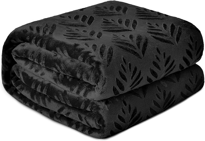 Exclusivo Mezcla Queen Size Fleece Blanket for Bed, Super Soft and Cozy Blankets All Season Use, Leaves Pattern, Plush Fuzzy Lightweight, Black, 90x90 Inch