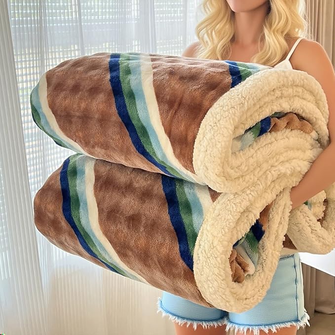 Fleece Bed Blankets, Twin Size 45 Inch × 60 Inch, Soft Plush Thick Warm Fluffy, Reversible Flannel Blanket for Sofa, Couch, Bed, All Seasons,Christmas Birthday Gift for Women Her
