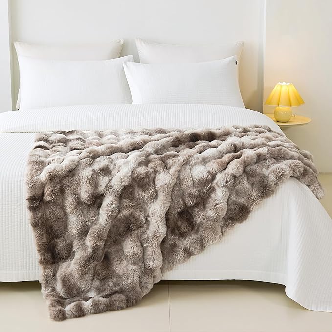 Faux Rabbit Fur Throw Blanket for Couch, Fluffy Warm Plush Thick Bubble Blanket for Bed Sofa Living Room, Soft Cozy Furry Blanket, 50x60 inches, Tie-dye Brown