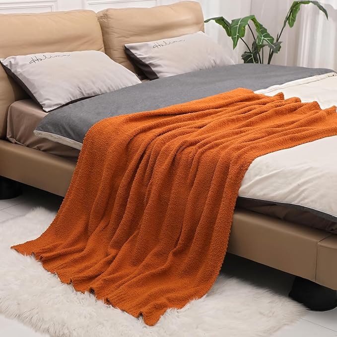bearberry Super Soft Fall Throw Blanket Lightweight Cozy Warm Throw Blankets for Couch Bed Sofa All Season (Caramel, 40”x50”)